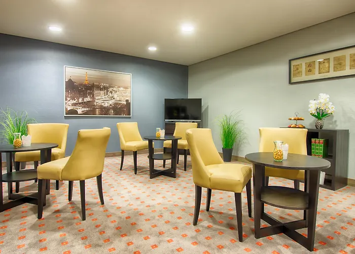 Hotel Leonardo Airport