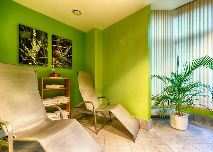 Hotel Leonardo Airport