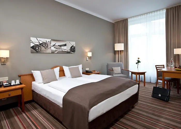 Hotel Leonardo Airport