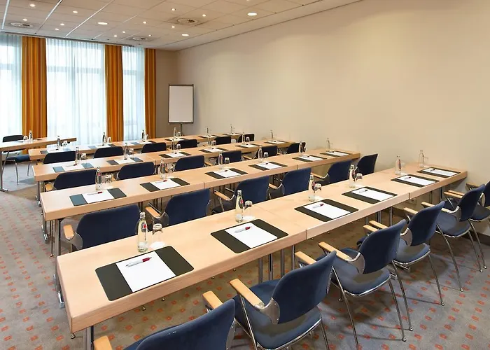 Leonardo Airport 4* Hamburgo